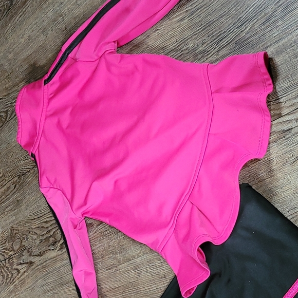 Girls Adidas match outfit - Picture 5 of 9